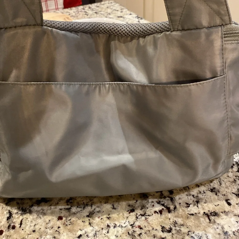Small pet carrier NWOT